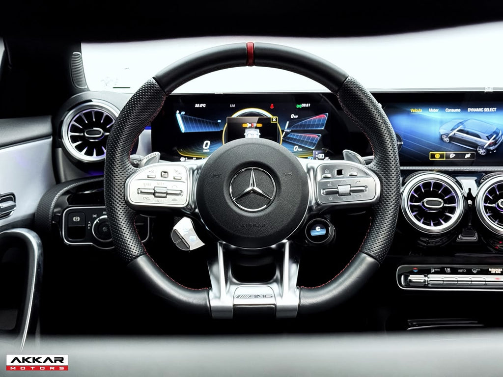MERCEDES A 35 AMG