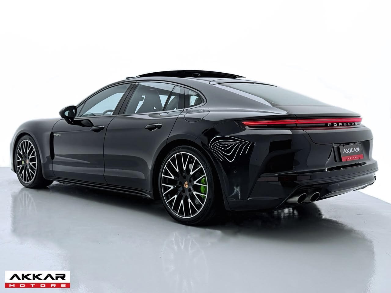 PORSCHE PANAMERA 4 2025