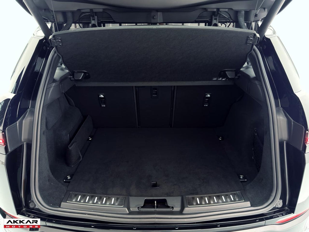 LAND ROVER EVOQUE R-DYNAMIC HSE 2025