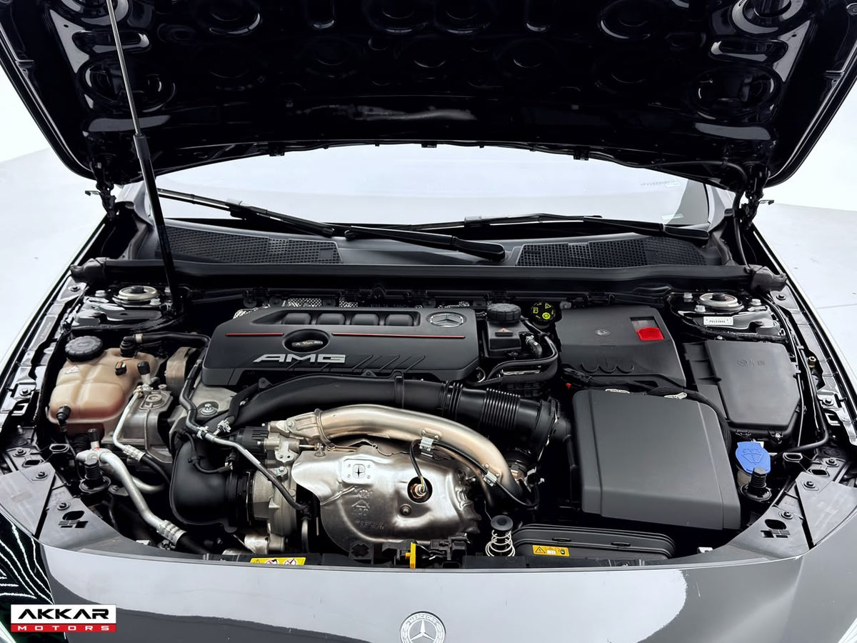 MERCEDES A 35 AMG