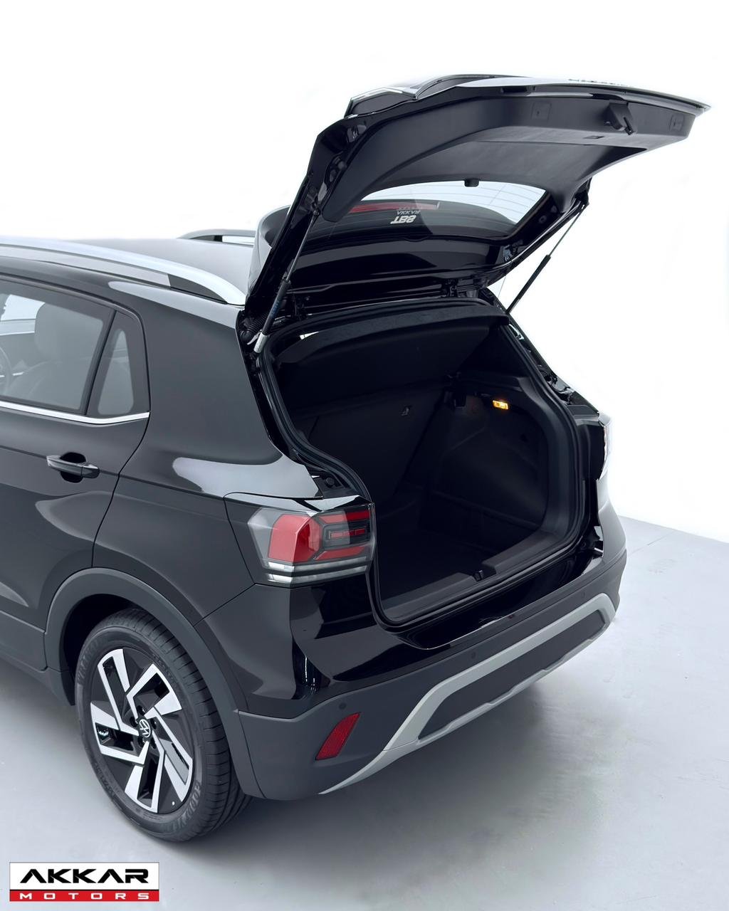 VOLKSWAGEN T-CROSS HIGHLINE 2026