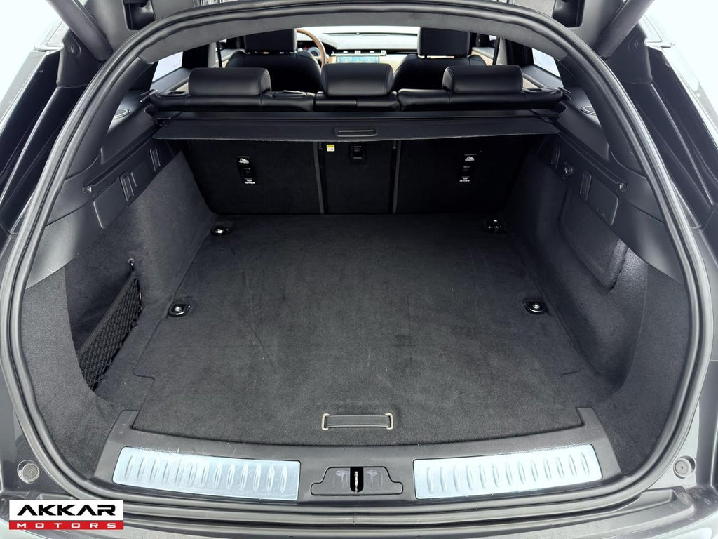 LAND ROVER VELAR R-DYNAMIC HSE P400E 2024