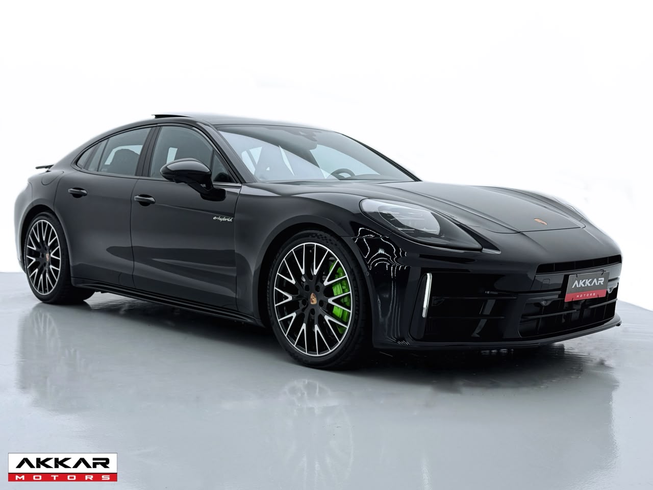 PORSCHE PANAMERA 4 2025