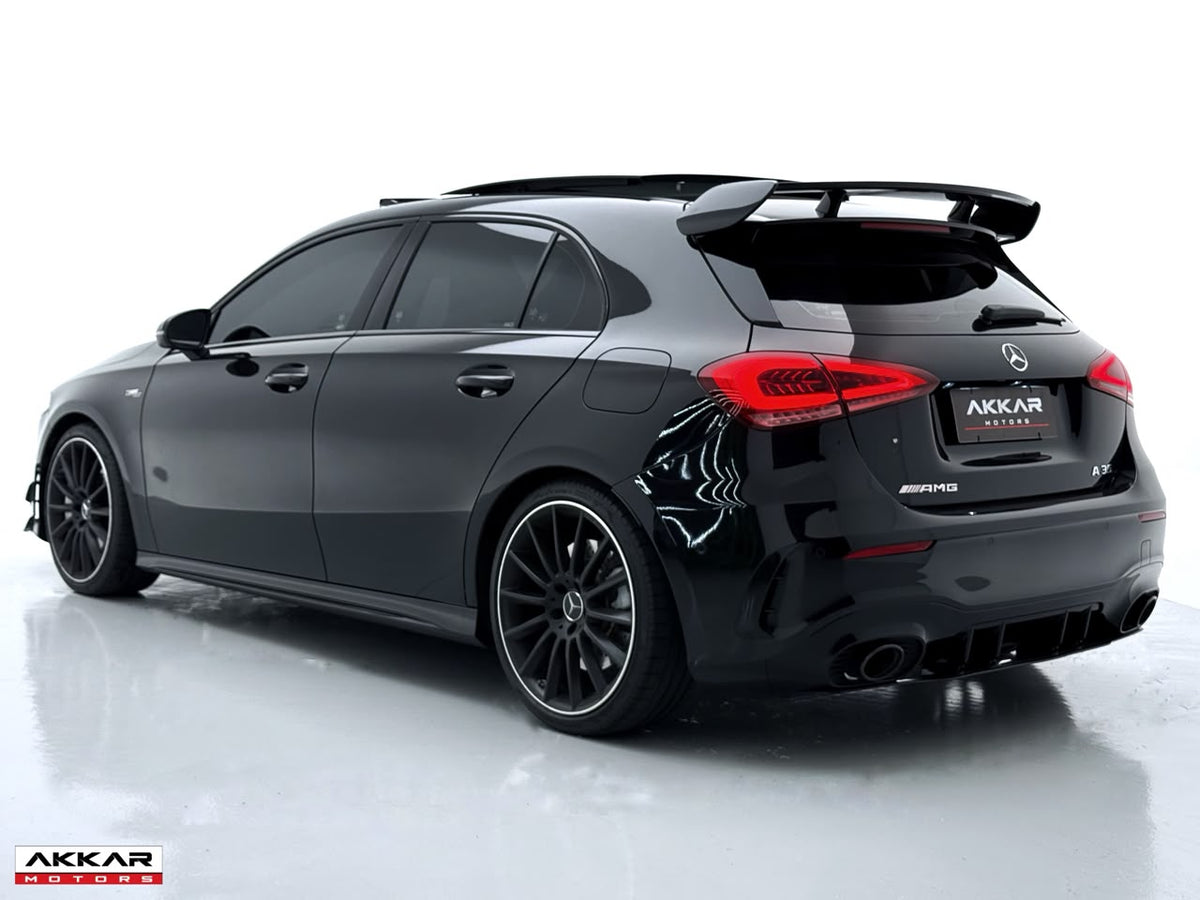 MERCEDES A 35 AMG