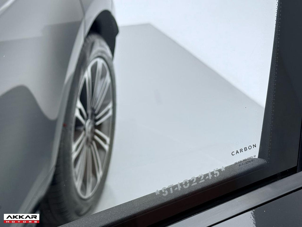 LAND ROVER EVOQUE R-DYNAMIC HSE 2025