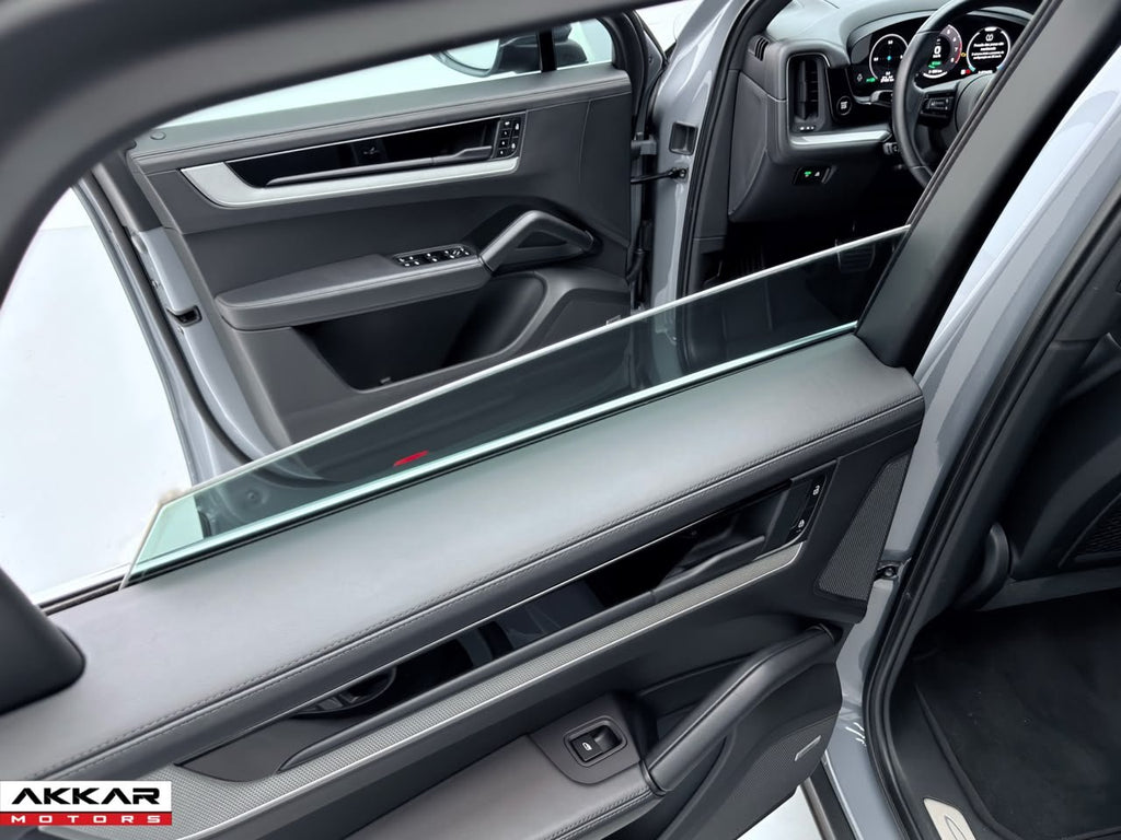 PORSCHE CAYENNE S 2024