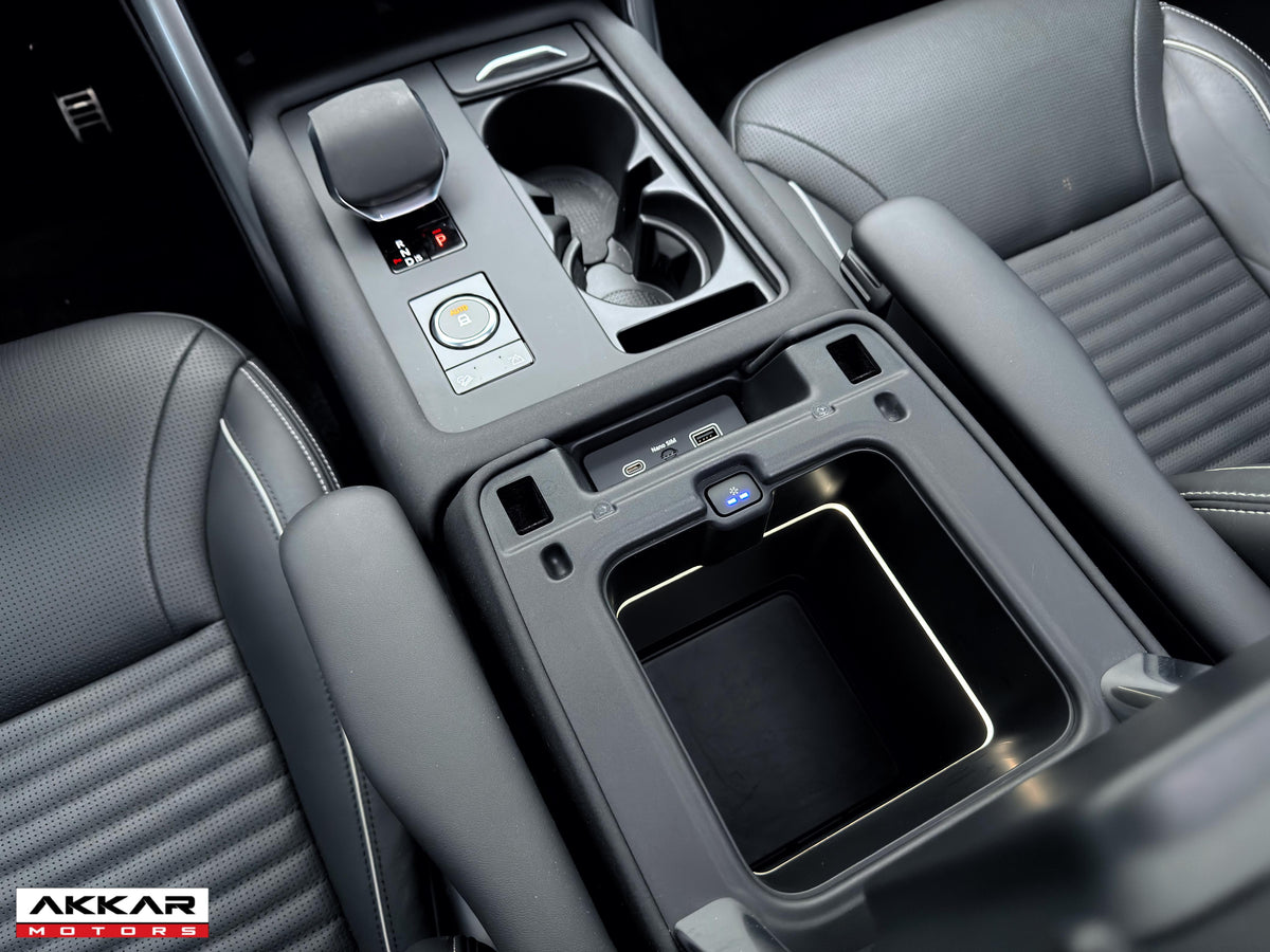 LAND ROVER DISCOVERY R-DYNAMIC HSE