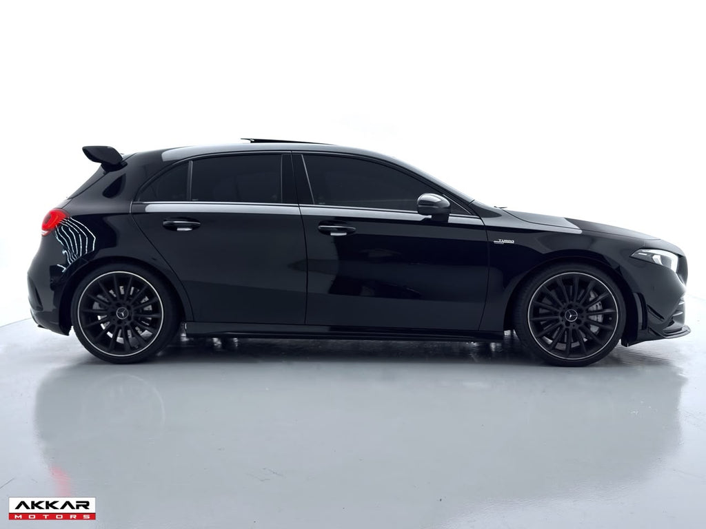 MERCEDES A 35 AMG