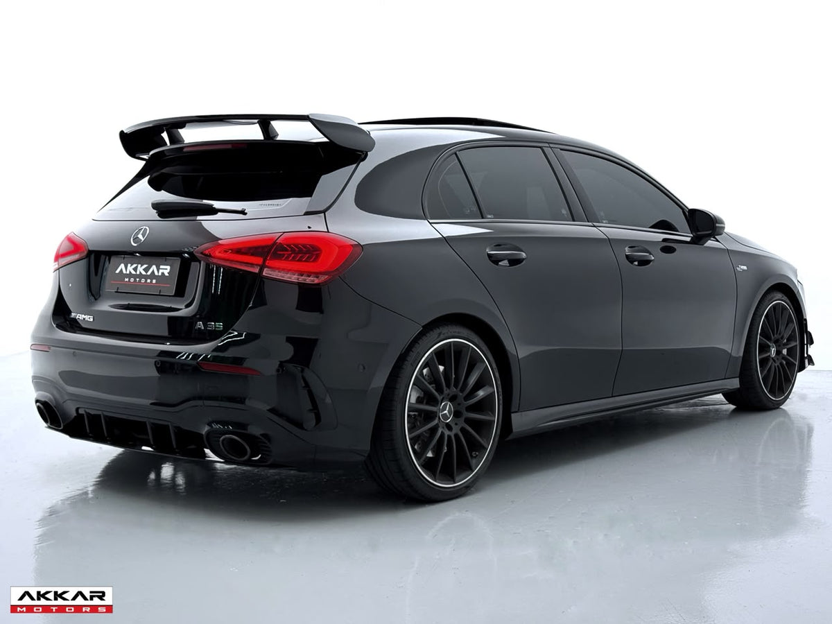 MERCEDES A 35 AMG