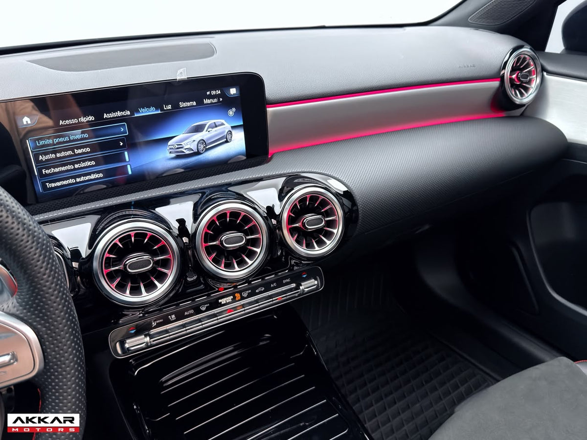MERCEDES A 35 AMG