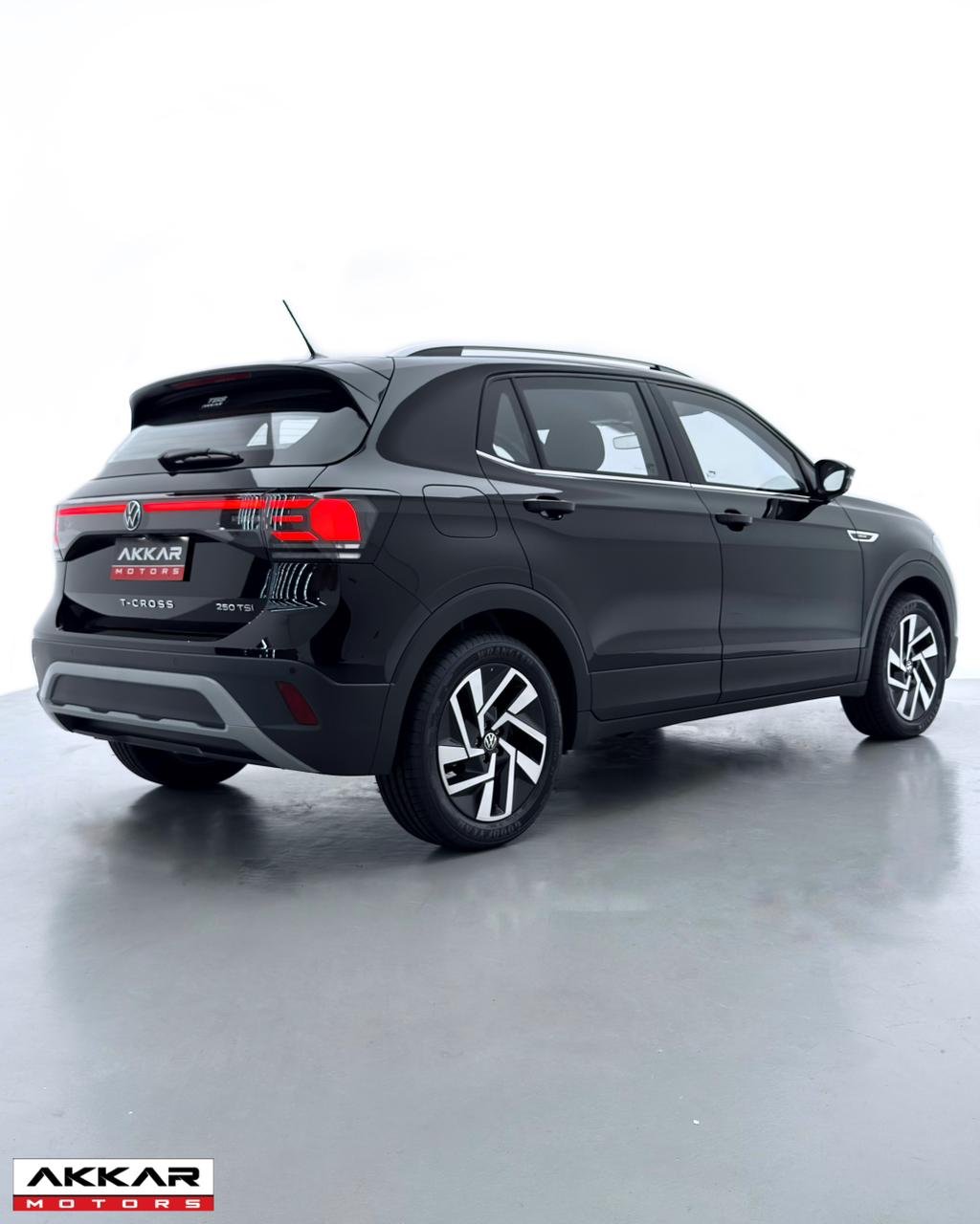 VOLKSWAGEN T-CROSS HIGHLINE 2026