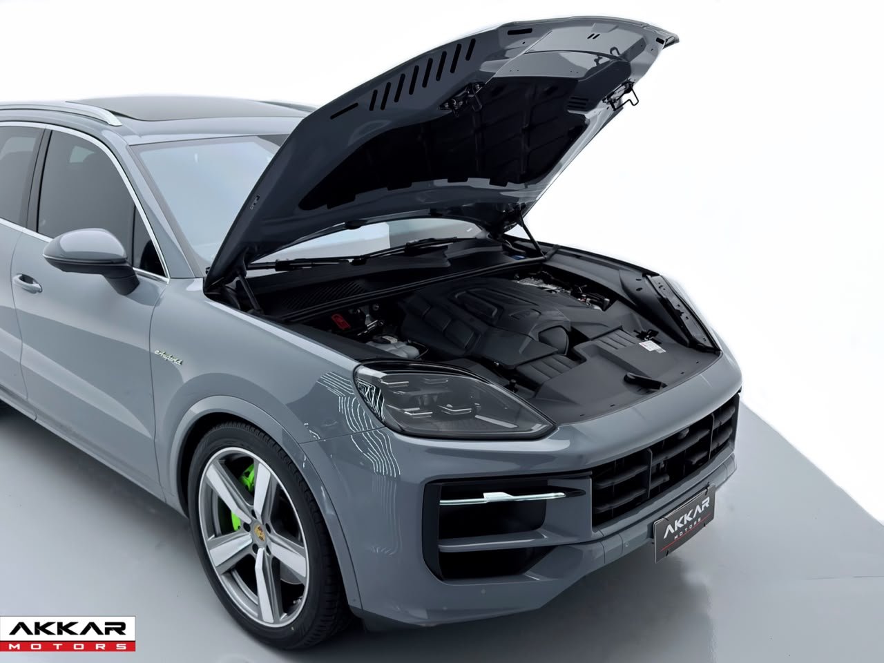 PORSCHE CAYENNE S 2024
