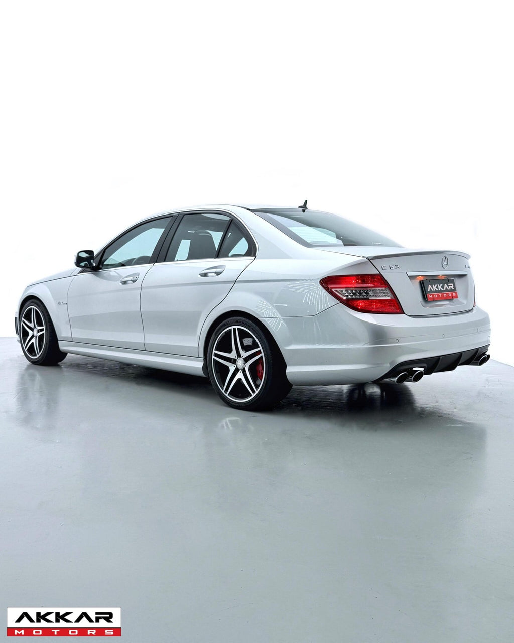 MERCEDES-BENZ C 63 AMG 2009