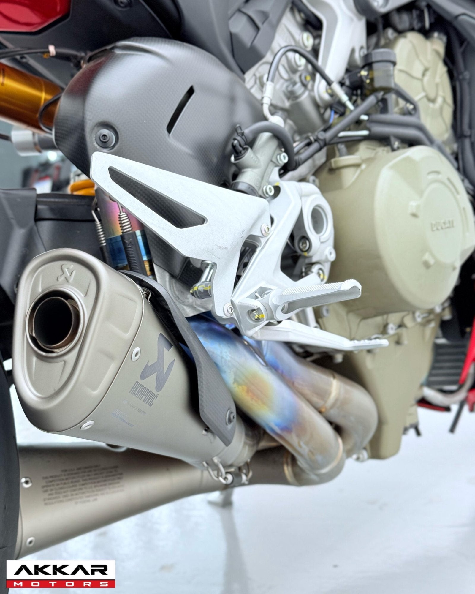 DUCATI STREETFIGHTER V4 S 2023