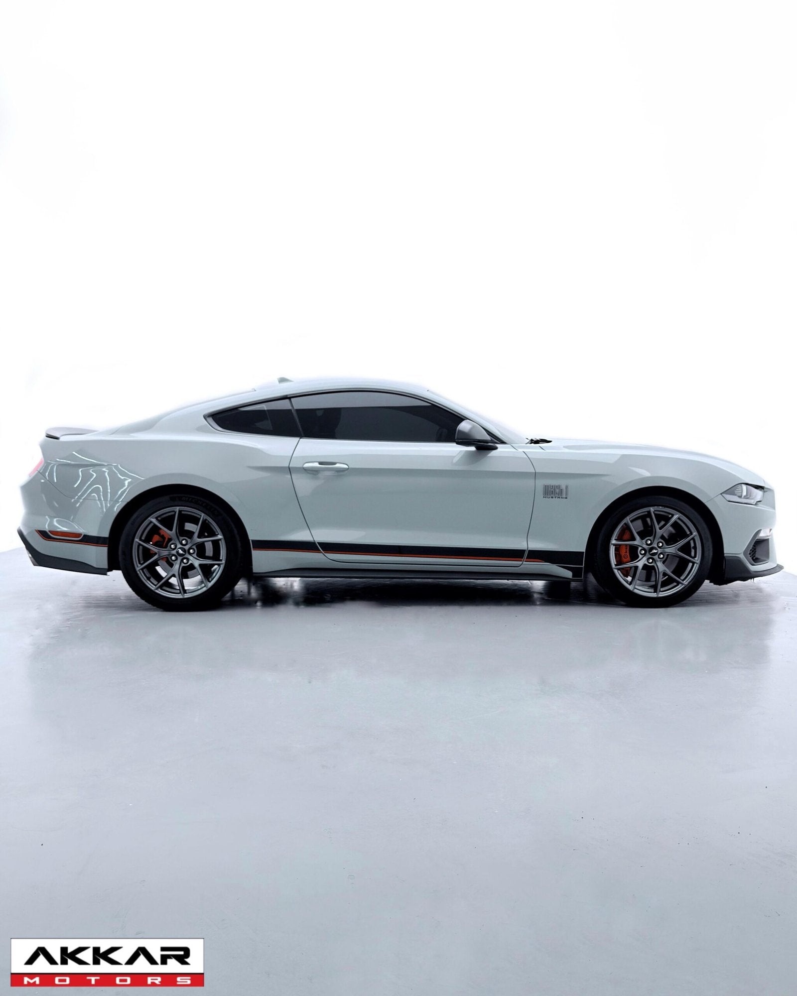 FORD MUSTANG MACH 1 2021