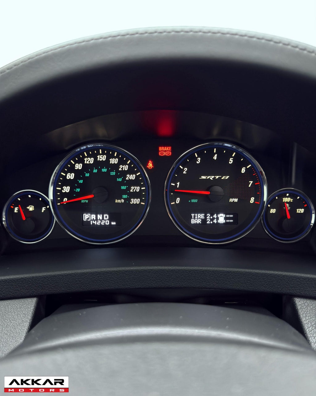 JEEP GRAN CHEROKKE SRT8 2009