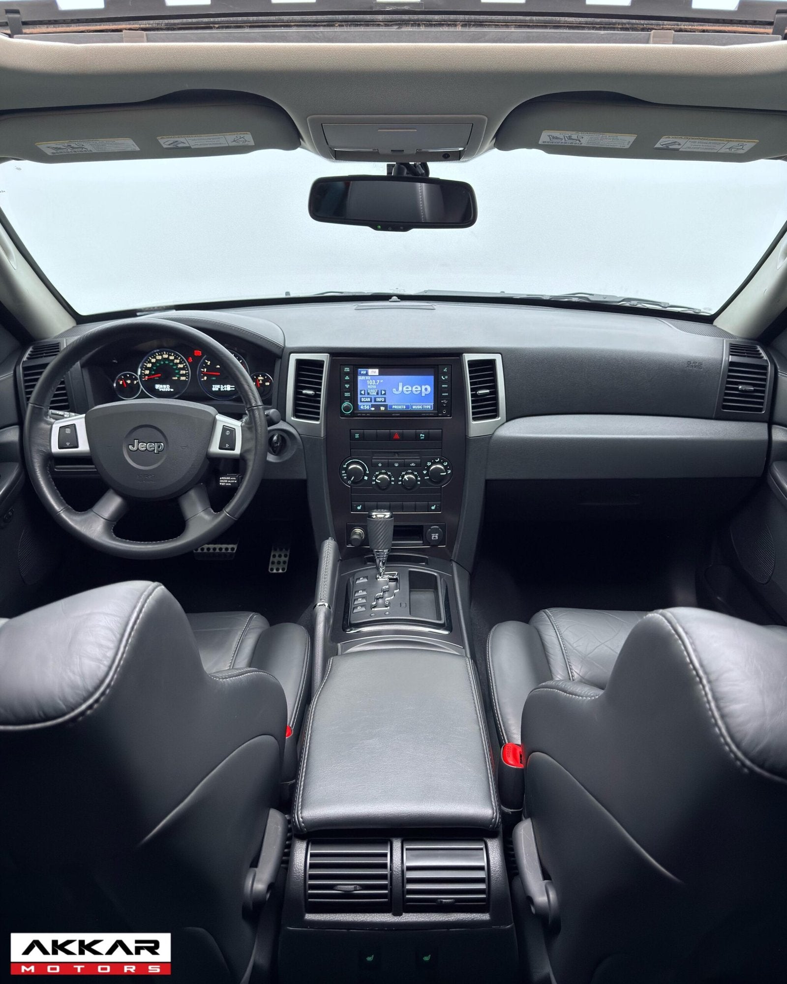 JEEP GRAN CHEROKKE SRT8 2009