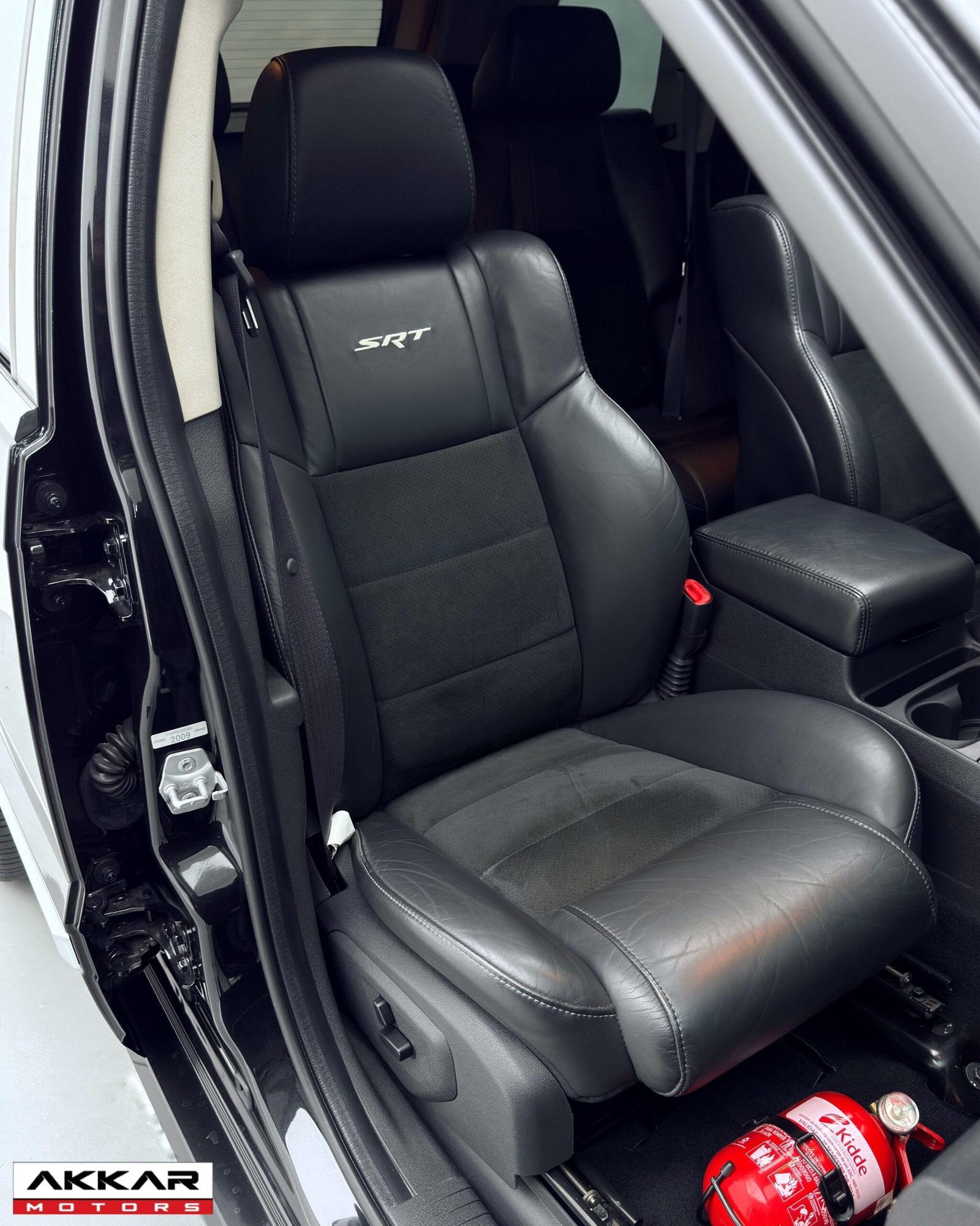 JEEP GRAN CHEROKKE SRT8 2009