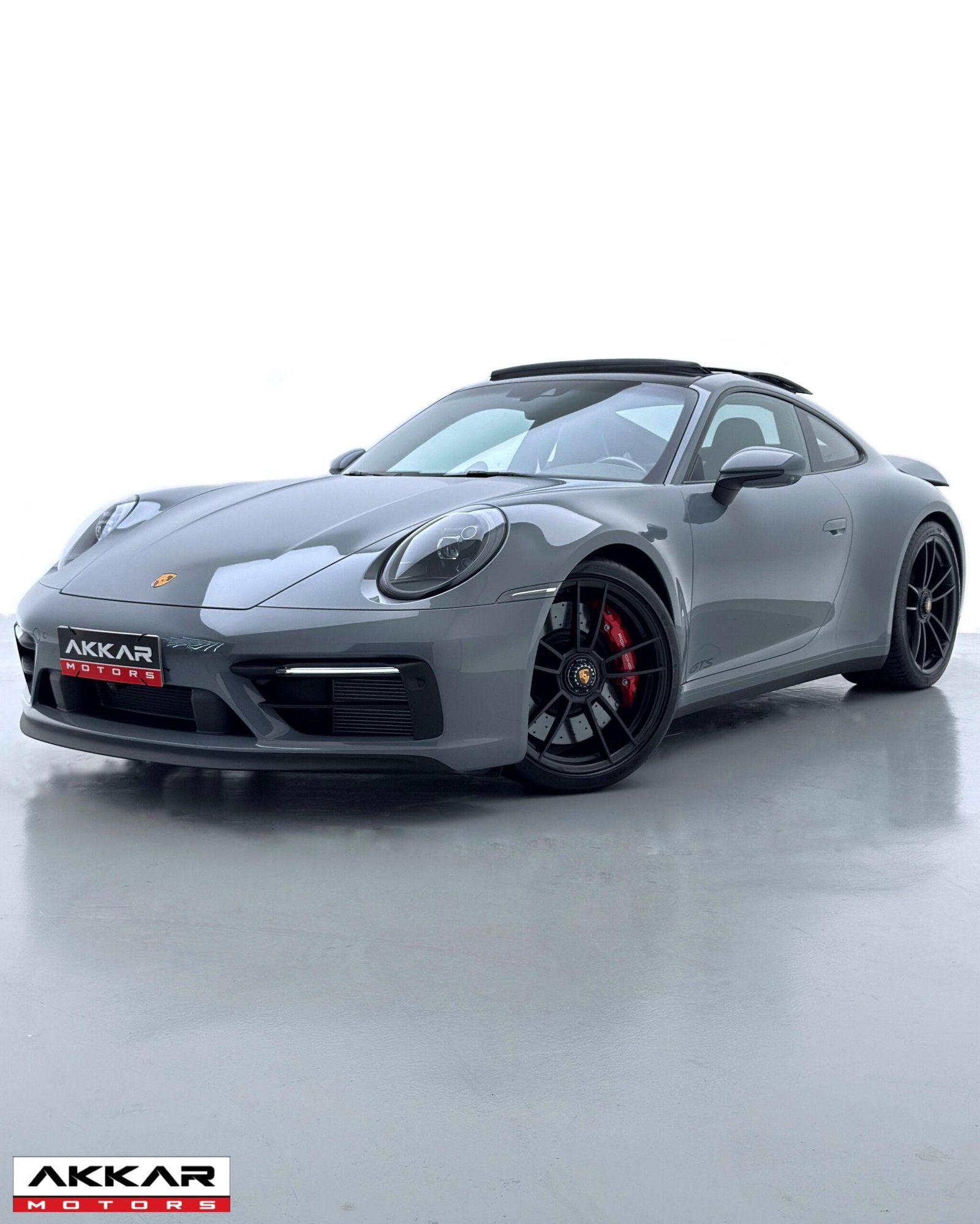 PORSCHE 911 CARRERA 4 GTS PDK 2024