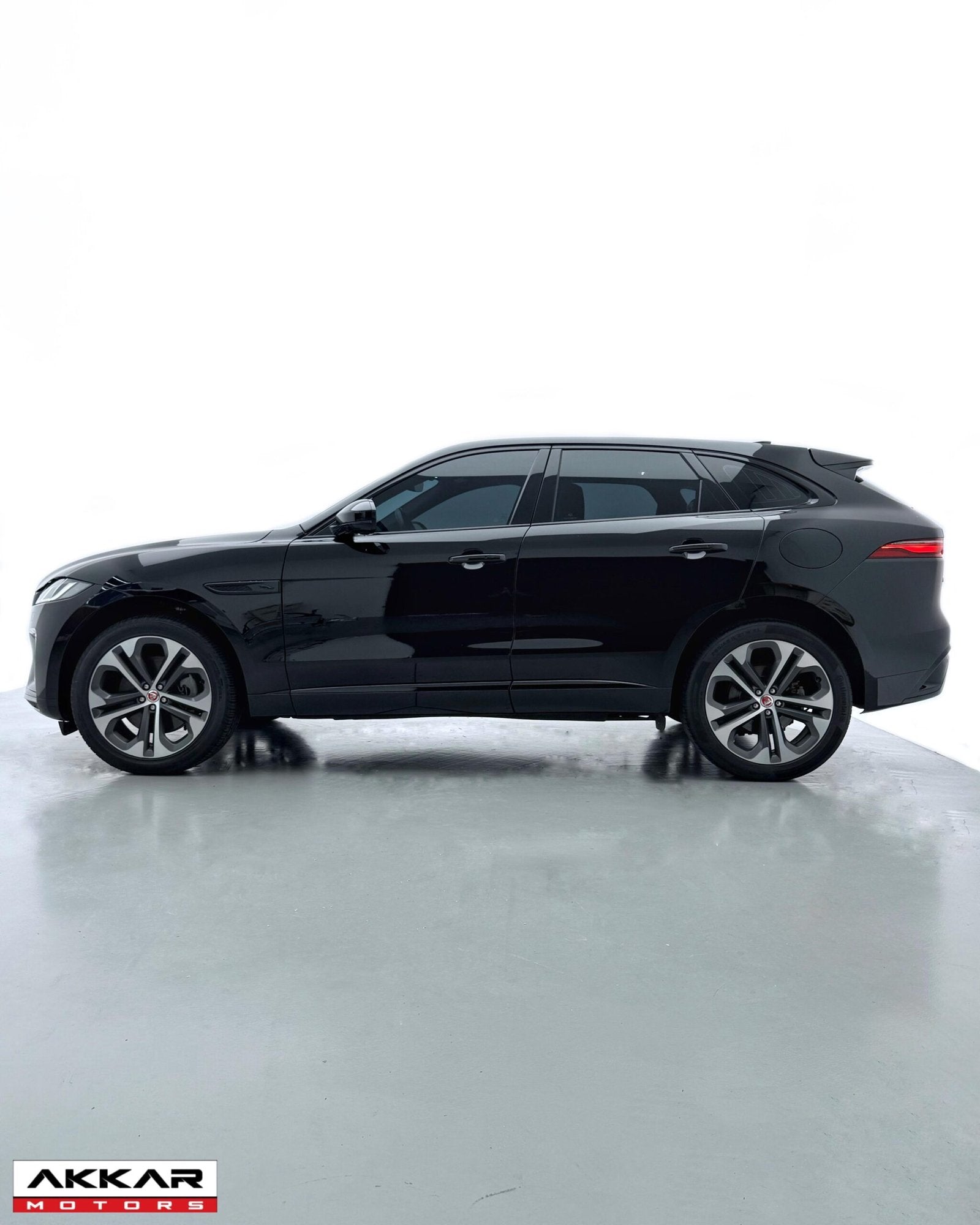 JAGUAR F-PACE R-DYNAMIC S P400E 2023