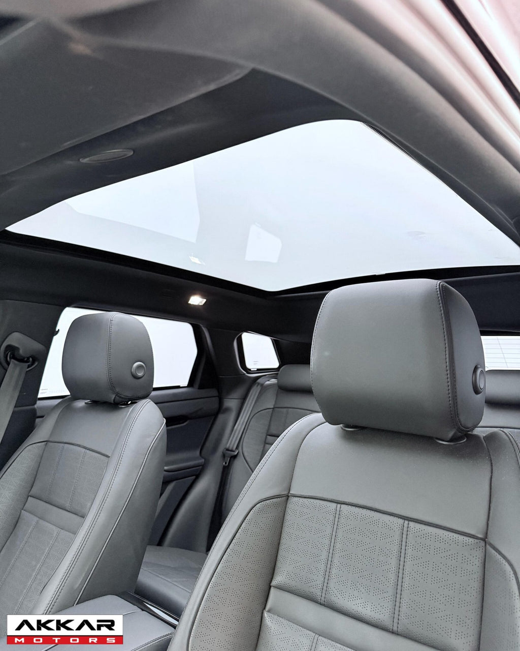 LAND ROVER EVOQUE R-DYNAMIC HSE 2025