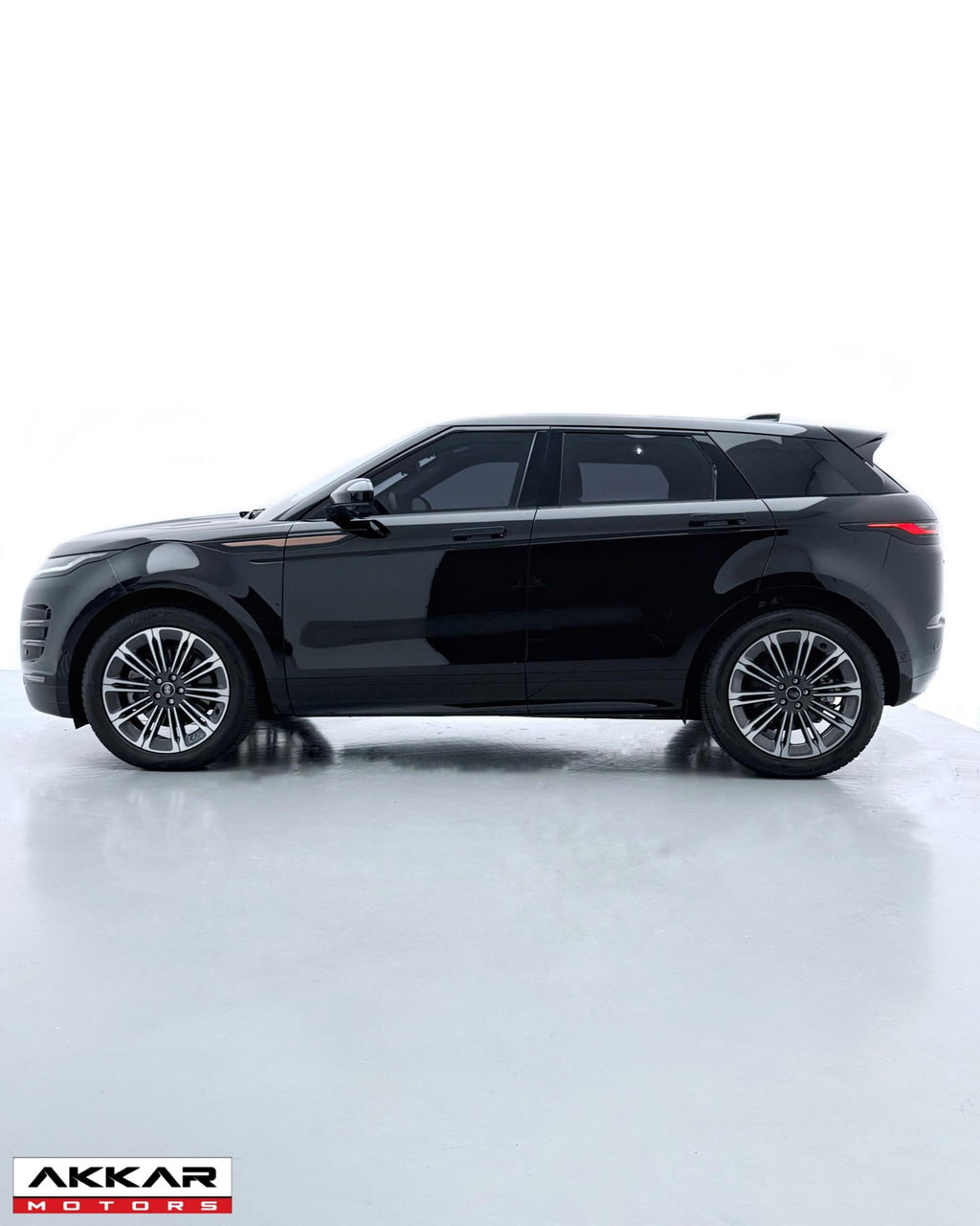 LAND ROVER EVOQUE R-DYNAMIC HSE 2025
