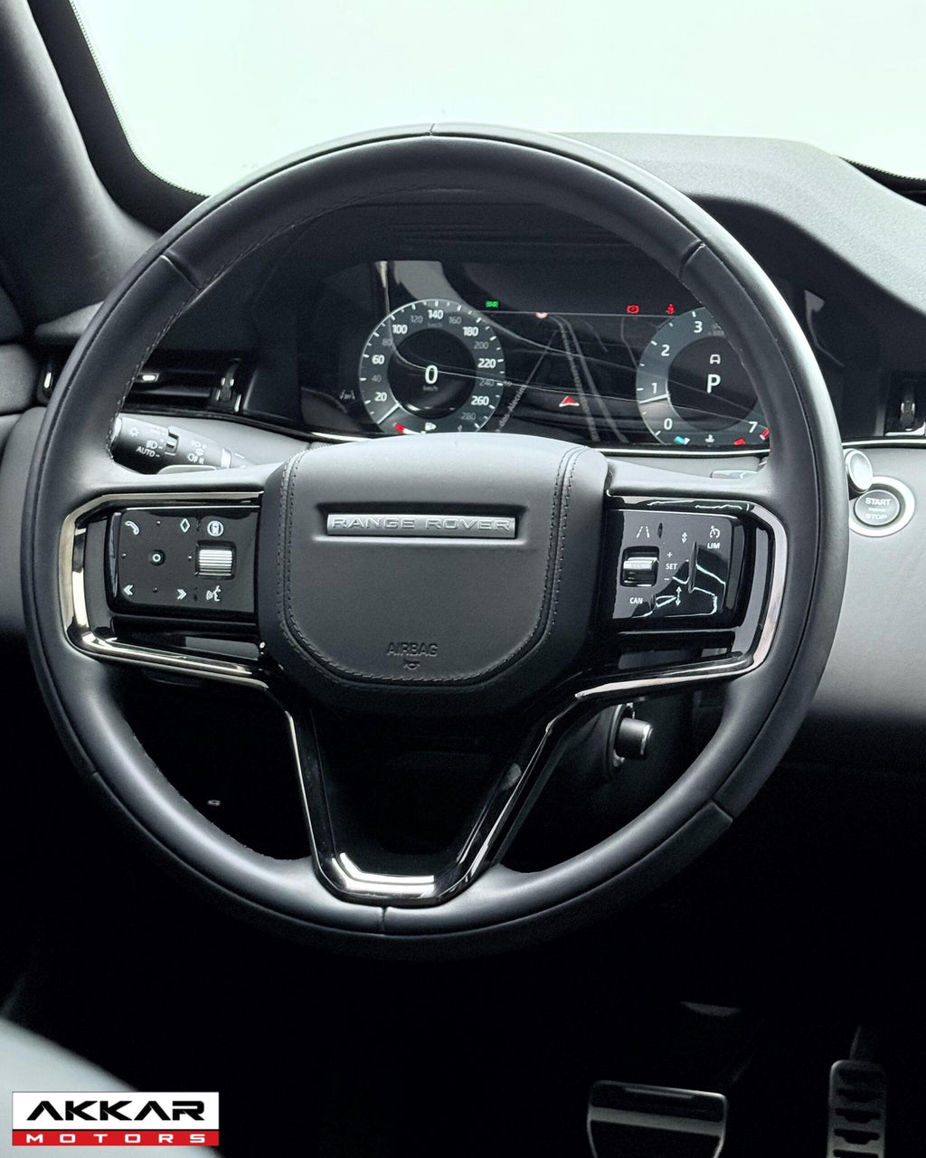 LAND ROVER EVOQUE R-DYNAMIC HSE 2025