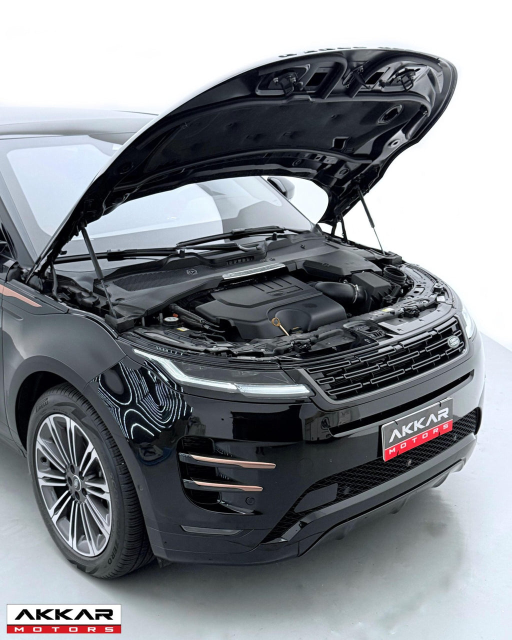 LAND ROVER EVOQUE R-DYNAMIC HSE 2025