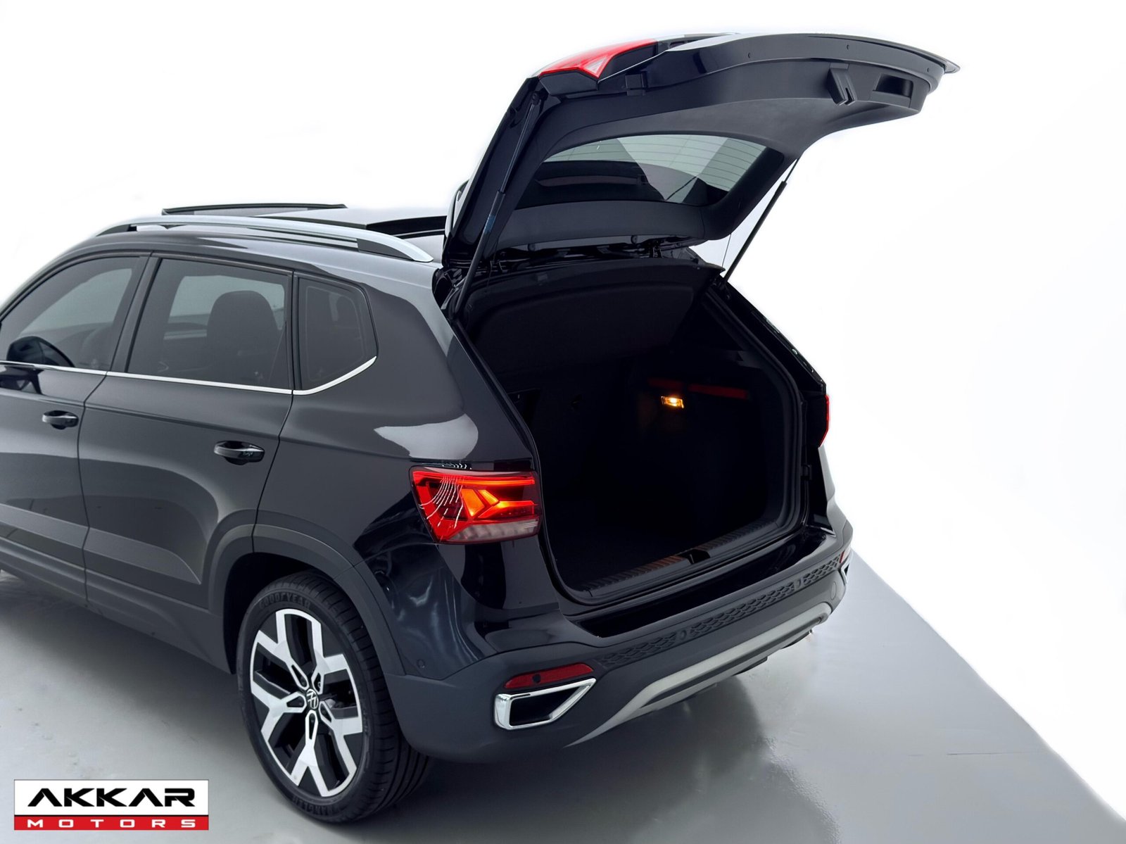 VOLKSWAGEN TAOS HIGHLINE 2024
