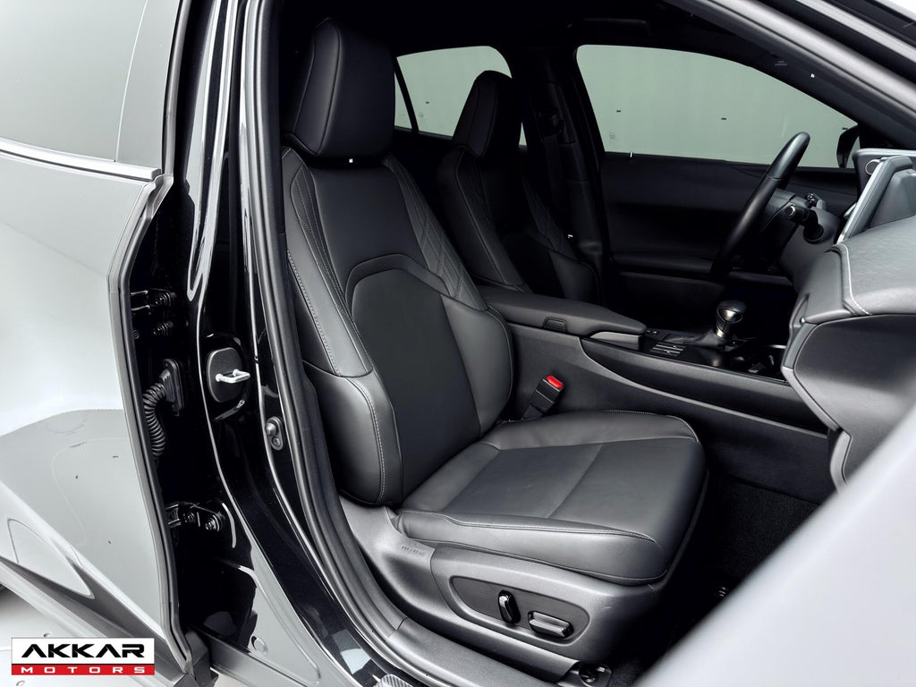 LEXUS LEXUS UX 250H DYNAMIC 2024