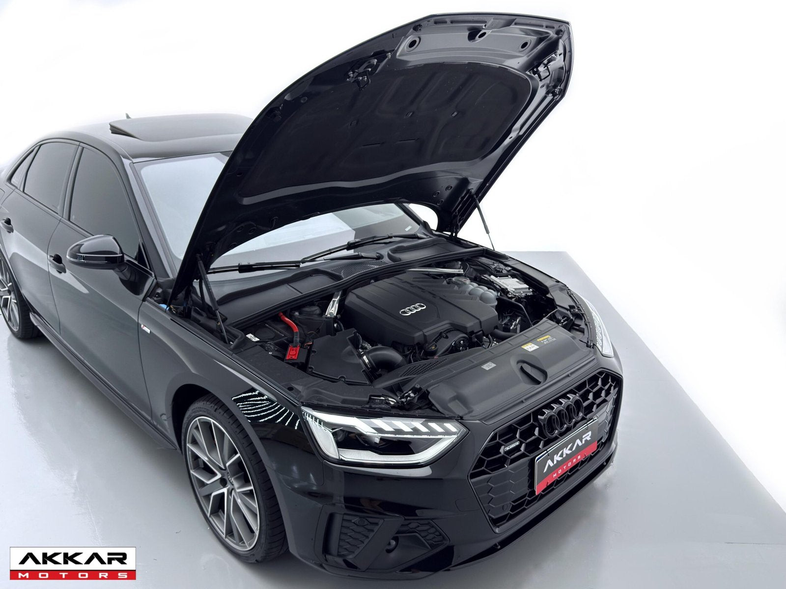 AUDI A4 S LINE QUATTRO 2024