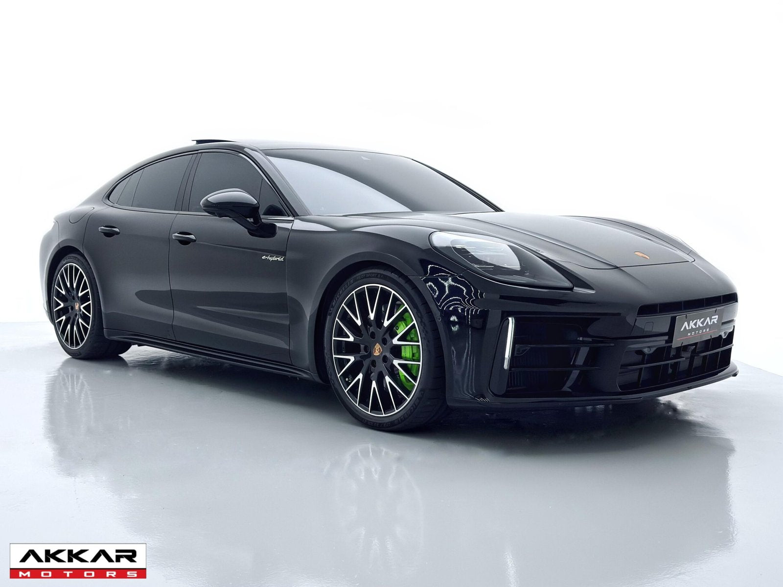 PORSCHE PANAMERA 4 2025