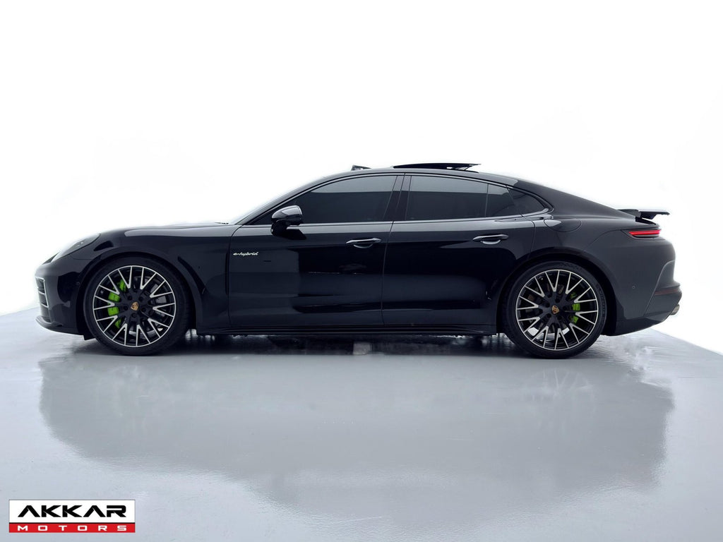 PORSCHE PANAMERA 4 2025