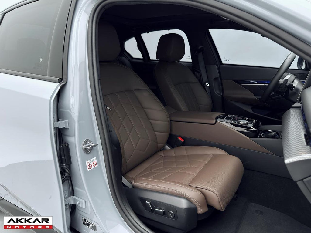 BMW 530E M SPORT 2025