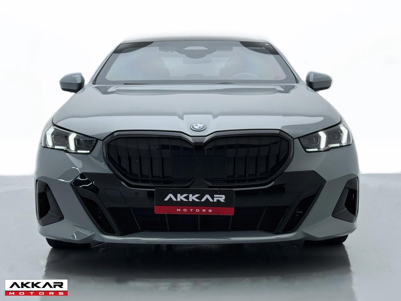 BMW 530E M SPORT 2025