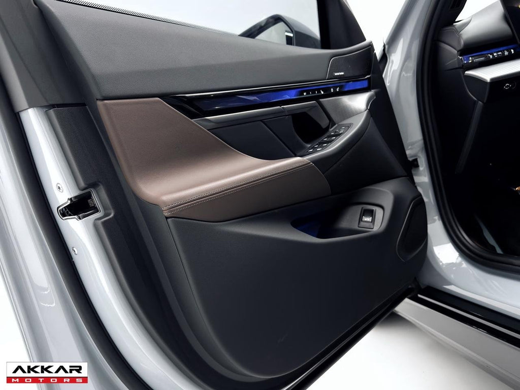 BMW 530E M SPORT 2025