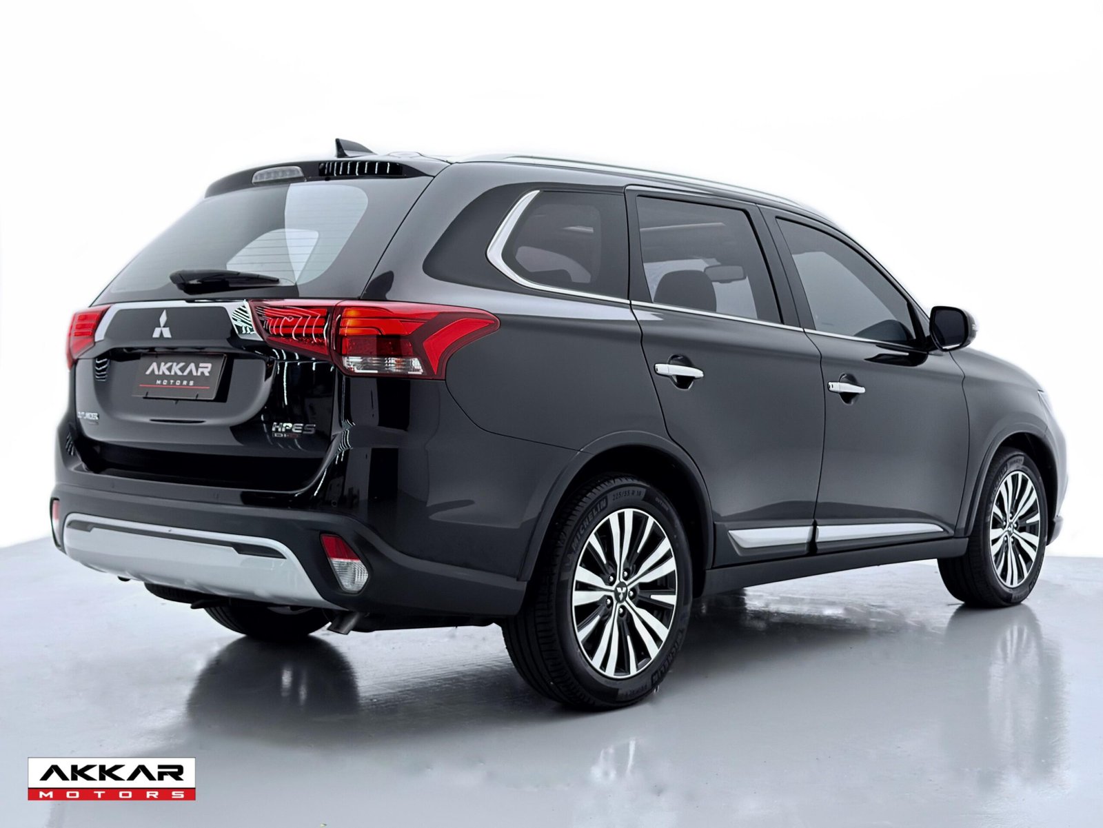 MITSUBISHI OUTLANDER HPE-S 2019
