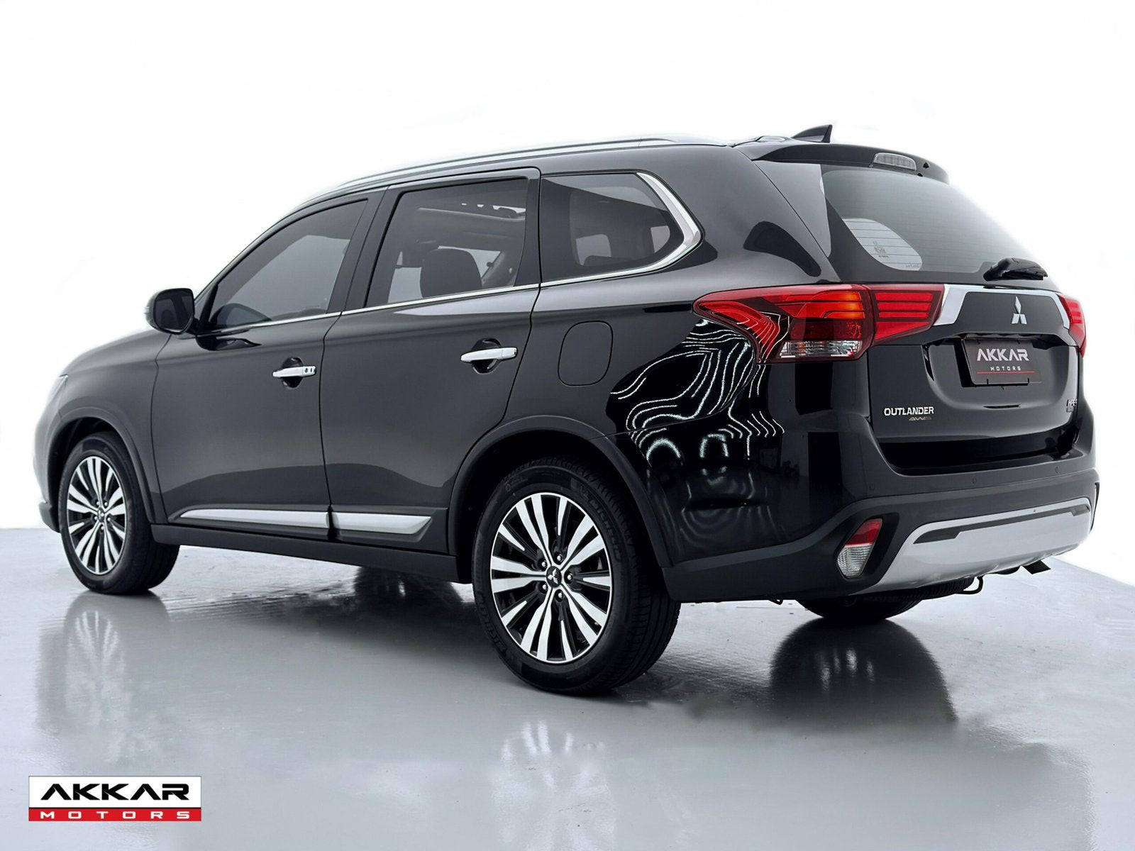 MITSUBISHI OUTLANDER HPE-S 2019