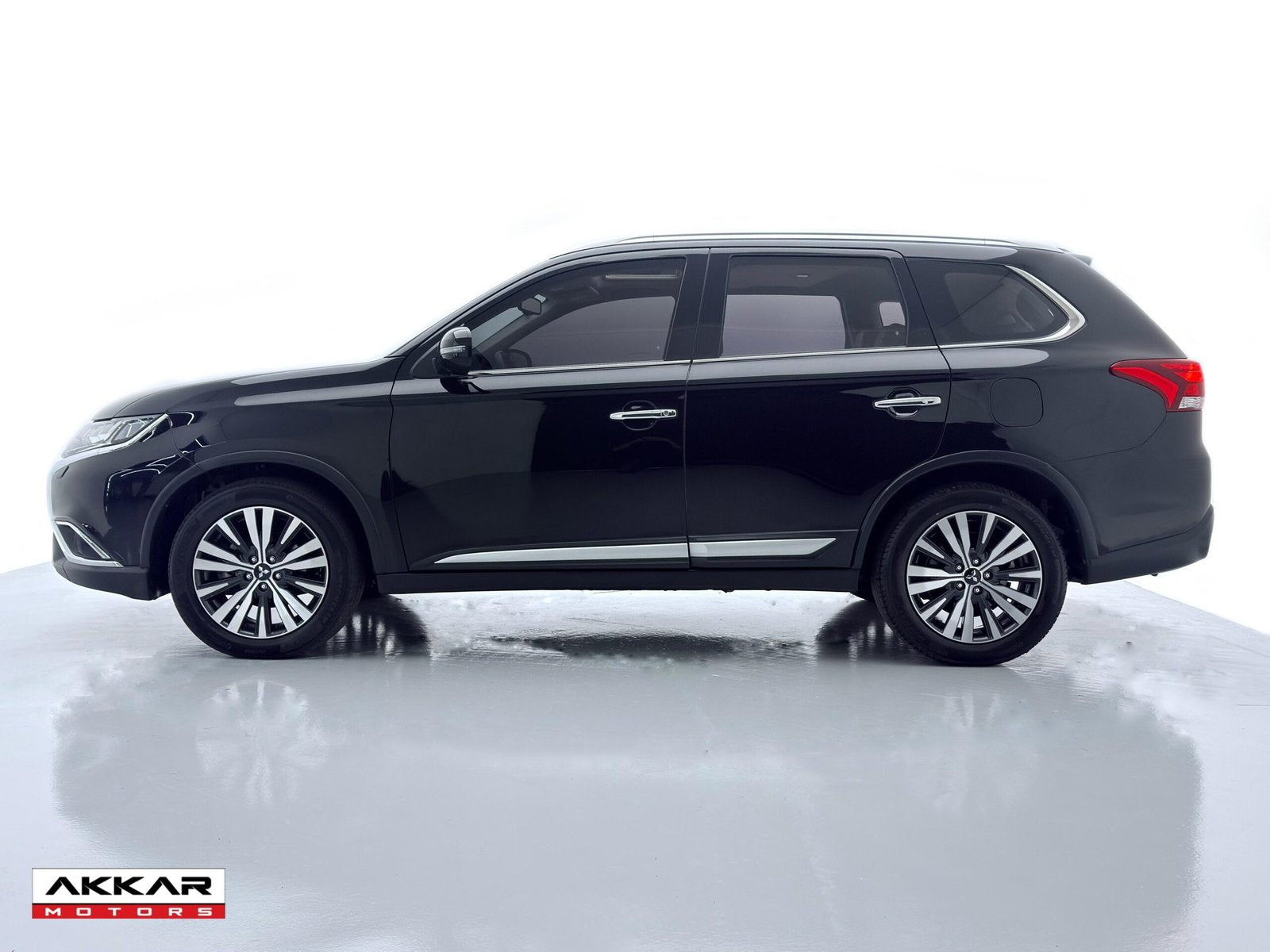 MITSUBISHI OUTLANDER HPE-S 2019