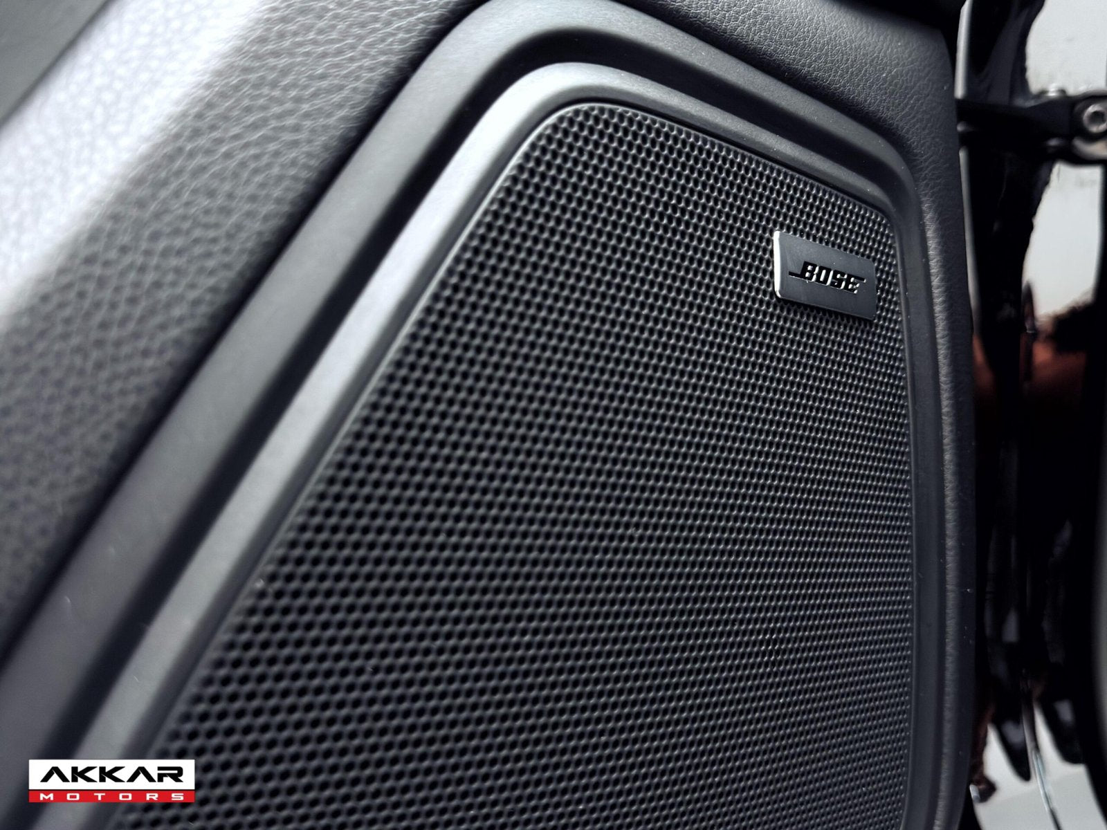 PORSCHE MACAN S 2024