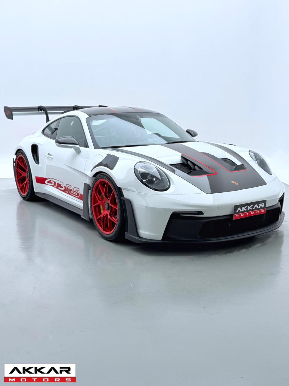 PORSCHE 911 GT3 RS
