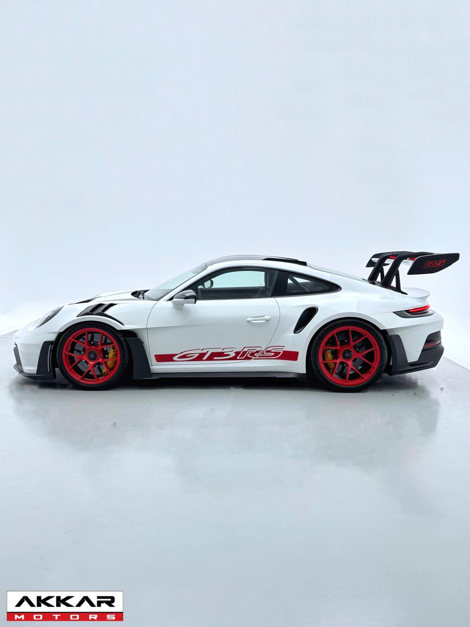 PORSCHE 911 GT3 RS