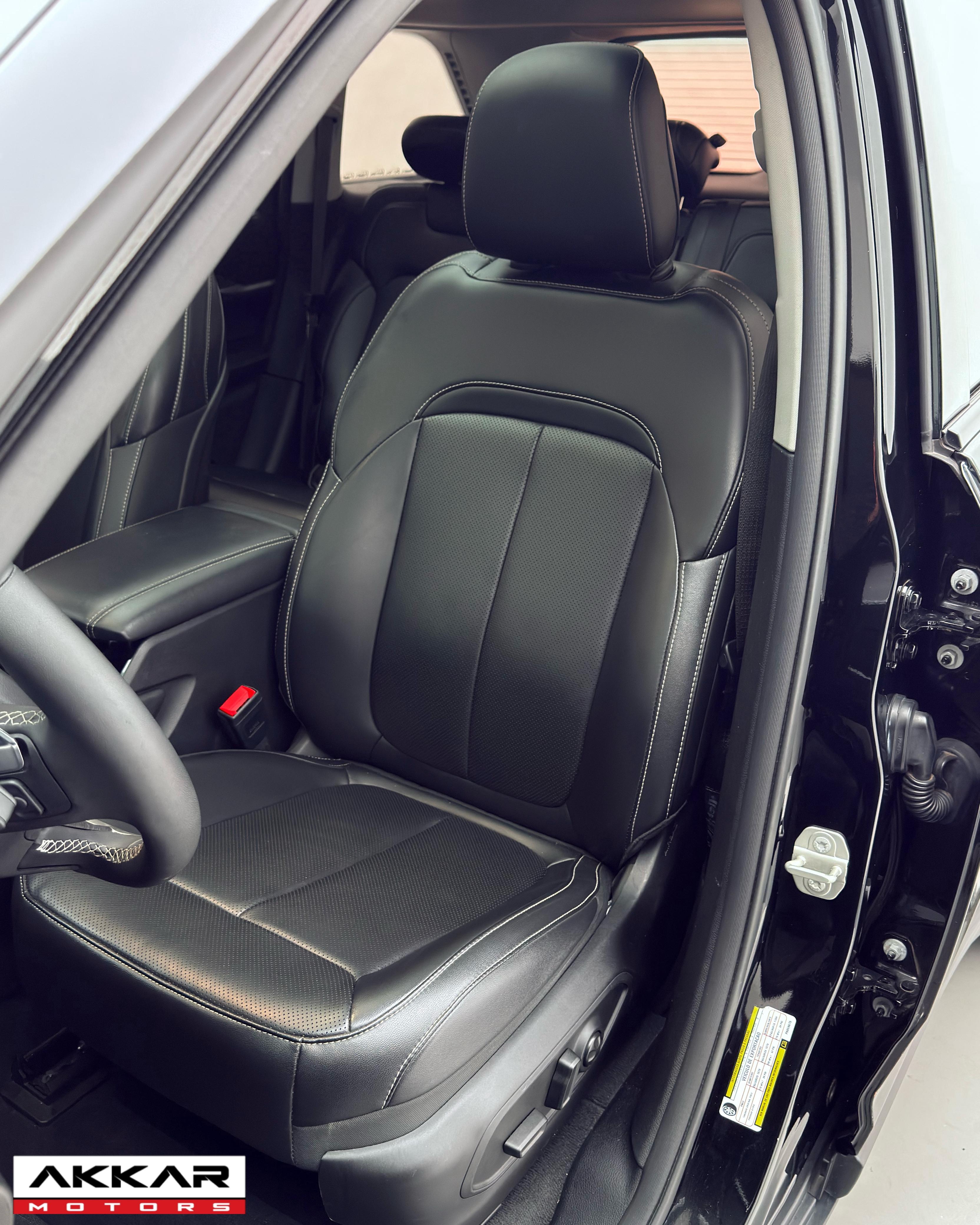 JEEP GRAND CHEROKEE 2023.