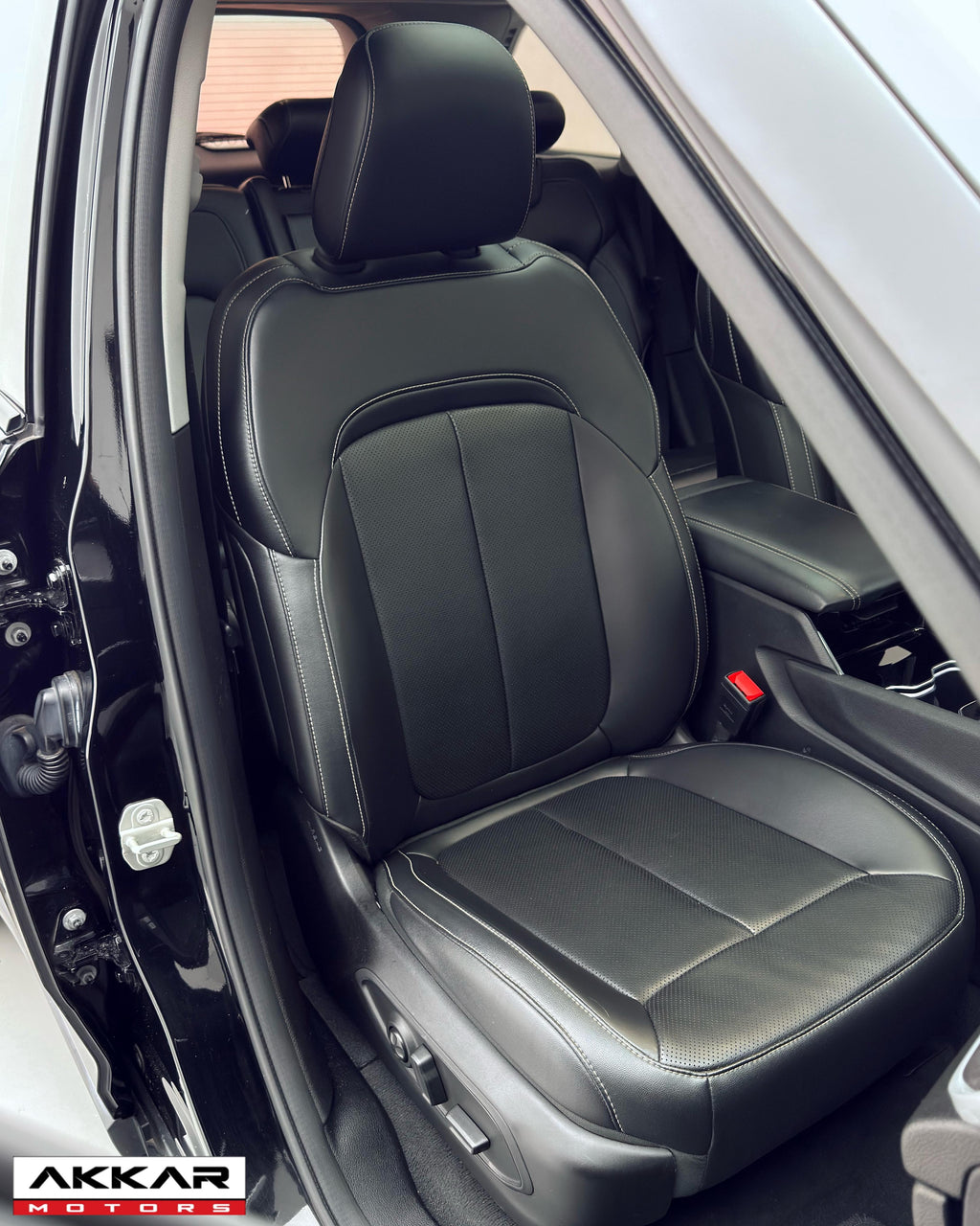 JEEP GRAND CHEROKEE 2023.