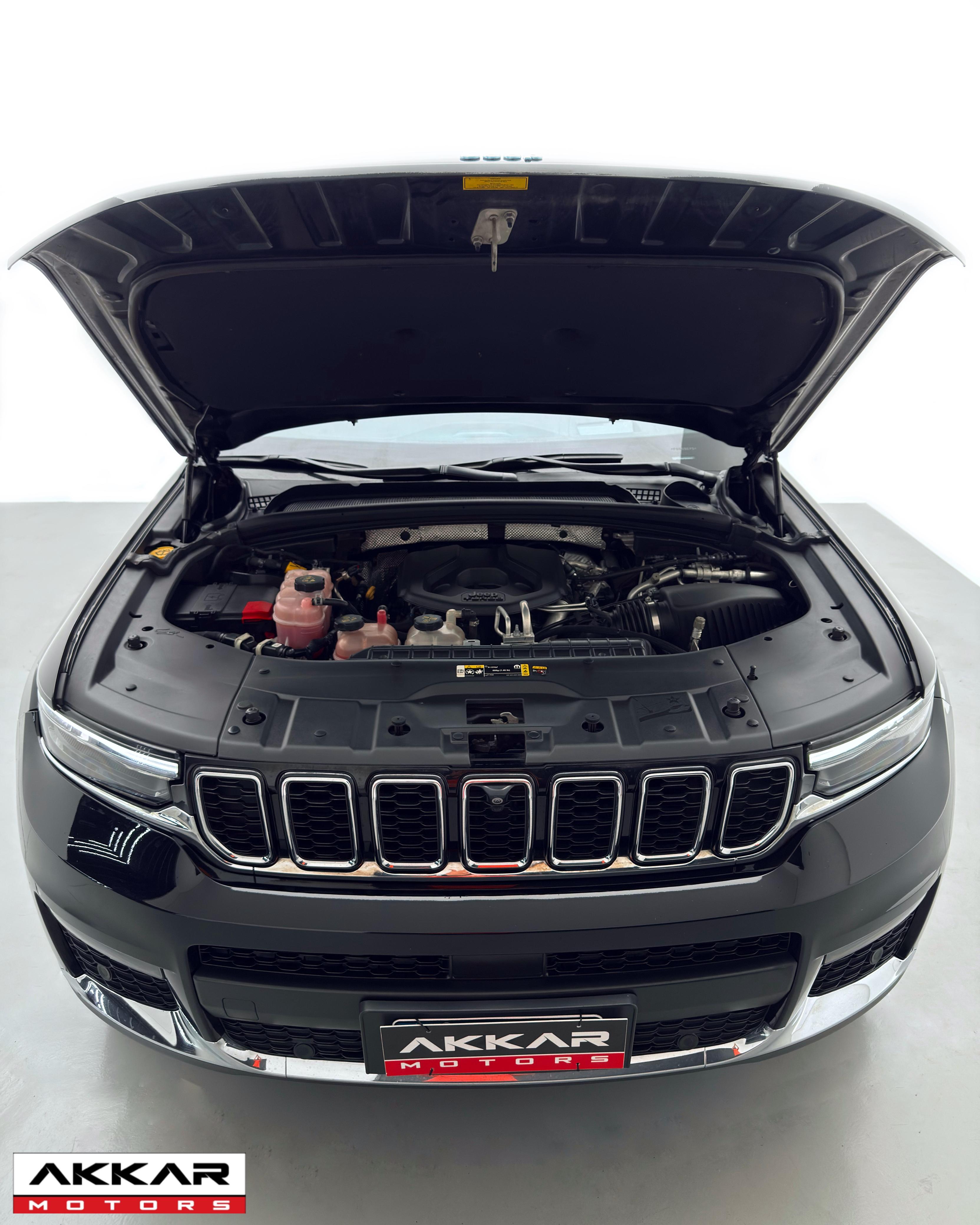 JEEP GRAND CHEROKEE 2023.