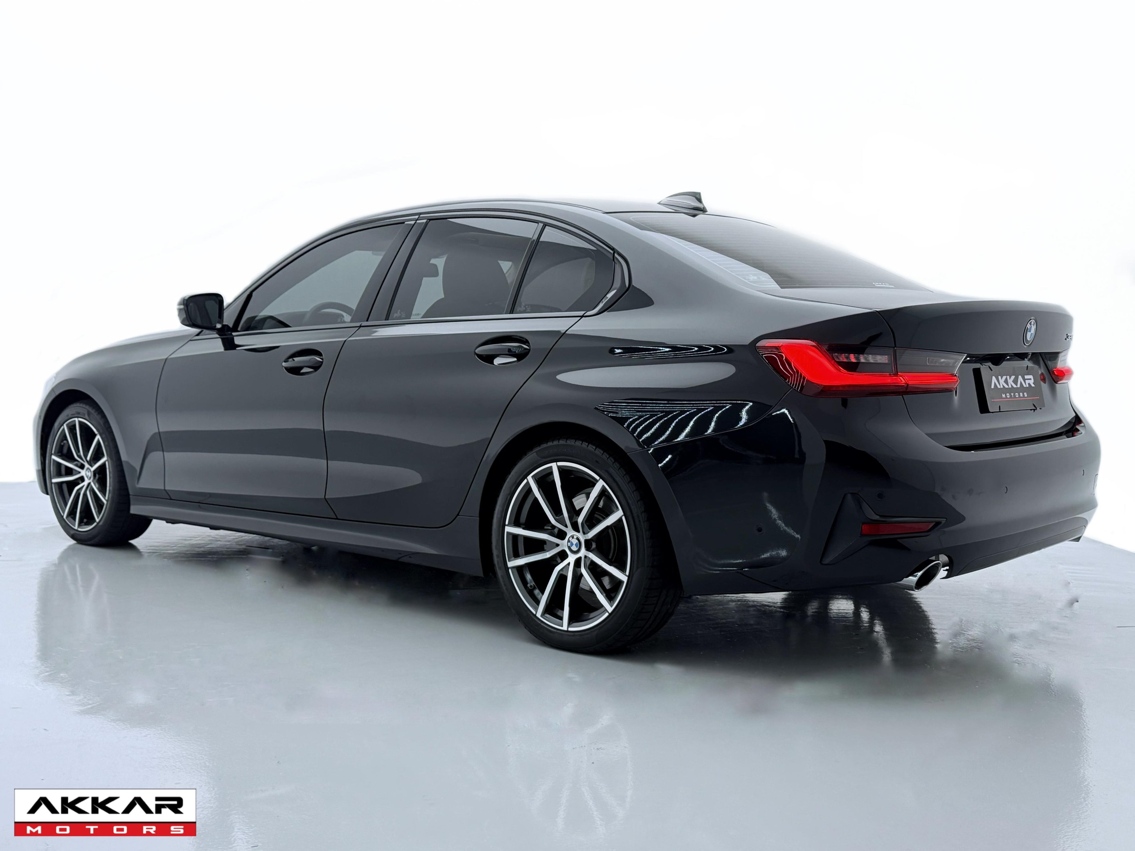 BMW 320i SPORT GP