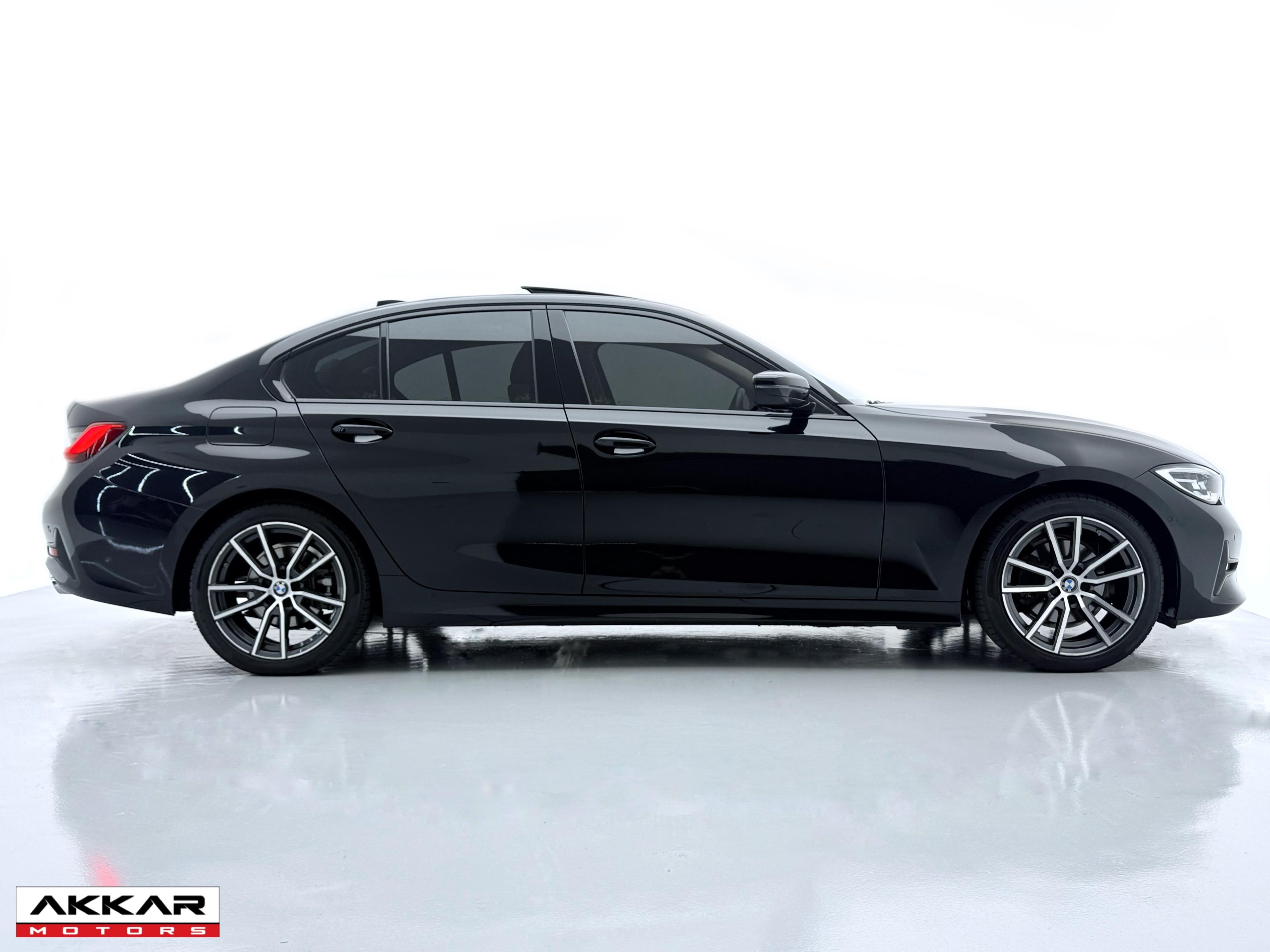 BMW 320i SPORT GP