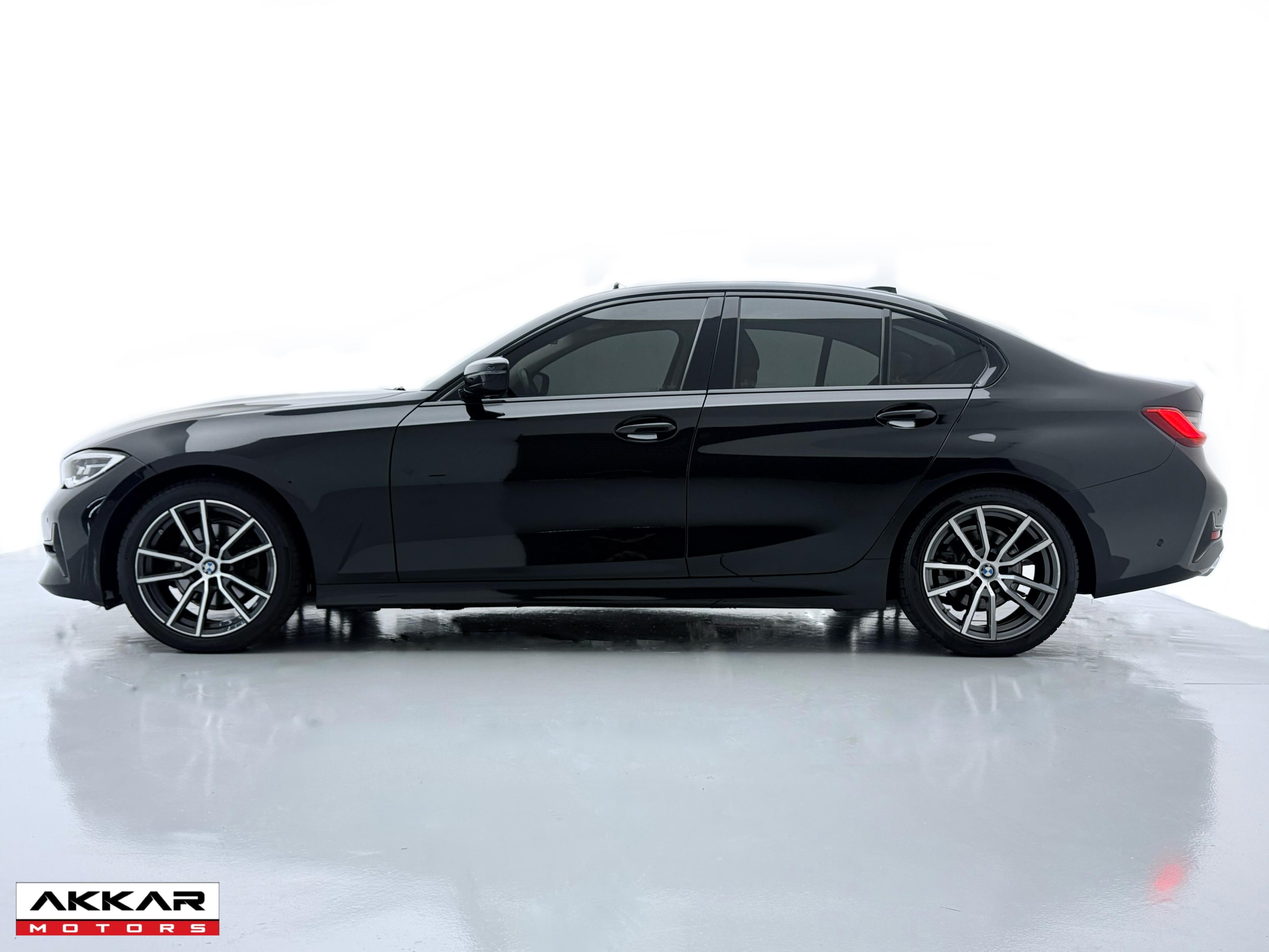 BMW 320i SPORT GP