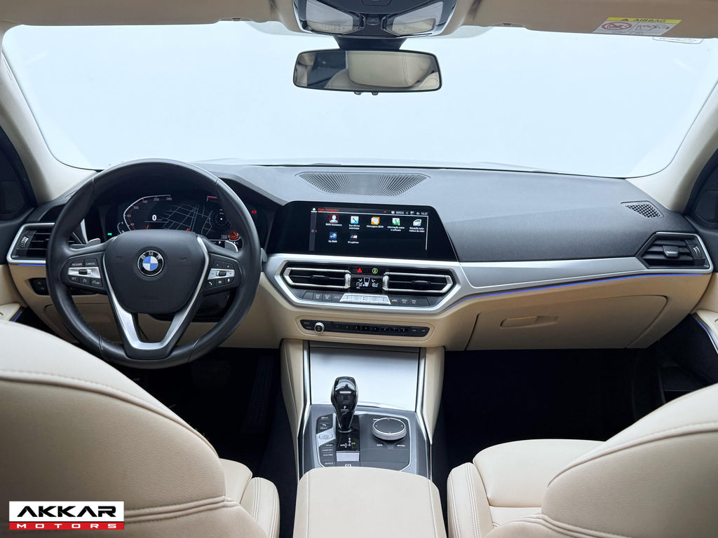 BMW 320i SPORT GP