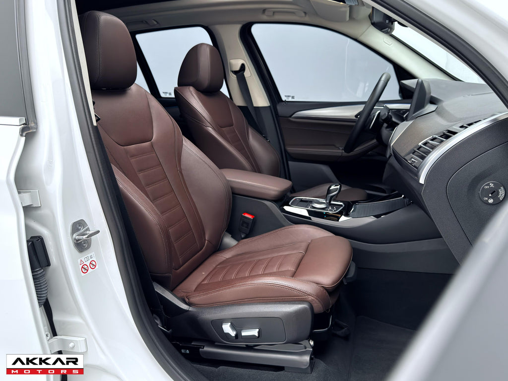 BMW X3  X LINE XDRIVE30E.